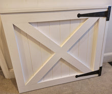 Load image into Gallery viewer, Bespoke made to measure Farmhouse Stair gate for Pet/children
